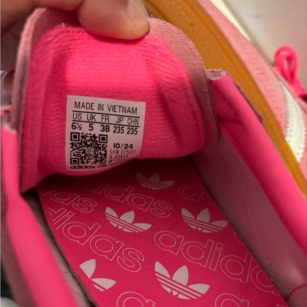 adidas Gazelle Women’s Sneakers in Pink with White Stripes and Gum Sole - Picture 3 of 3
